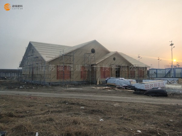 梁緣建科河南輕型木結構項目順利結構封頂